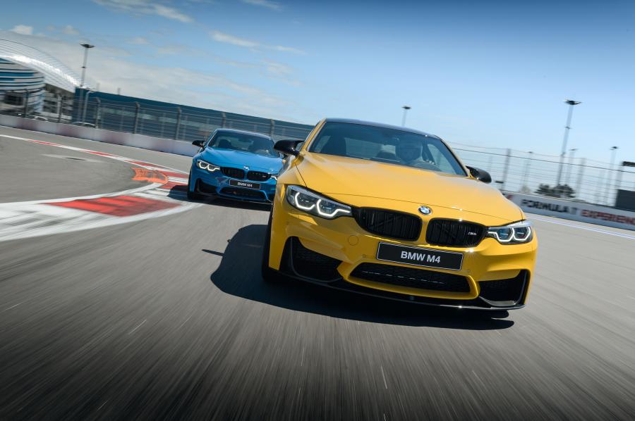  BMW M4 Coupe Competition 2017 года  (RU) (фото 13 из 15)